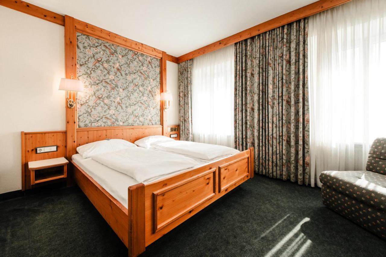 Hotel & Restaurant Ochsen Merklingen Zewnętrze zdjęcie