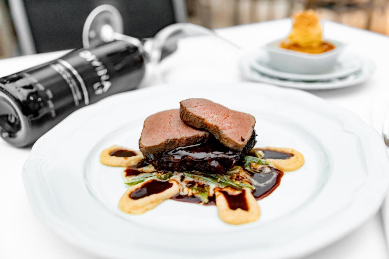 Hotel & Restaurant Ochsen Merklingen Zewnętrze zdjęcie